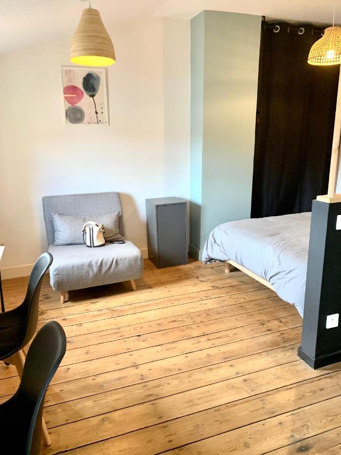 LE DUMON 6 - Studio NEUF CALME - WiFi - GARE 200m Agen Extérieur photo